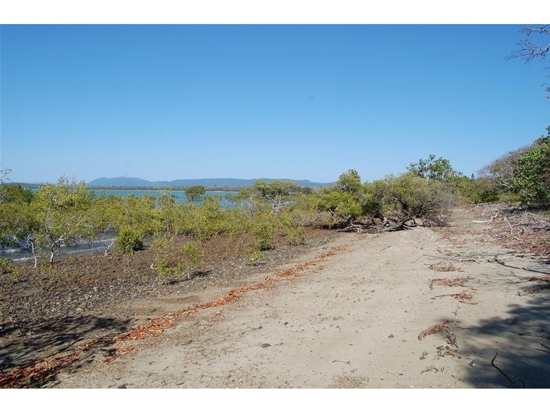 Lot 8, 8 Lot Miran Khan Drive, Freshwater Point QLD 4737