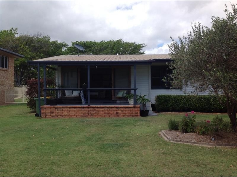 15 Owen Jenkins Drive, Sarina Beach QLD 4737