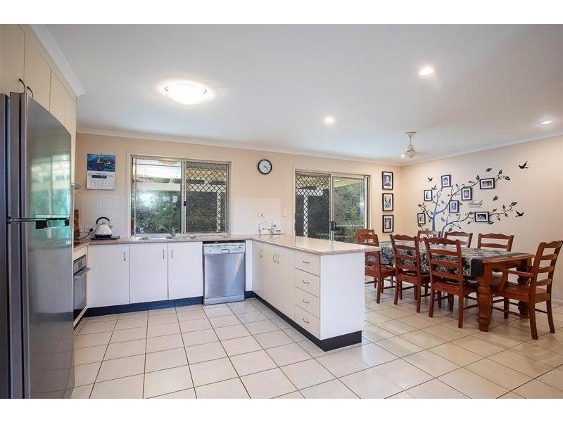 19 Kinghorn Street, Eimeo QLD 4740