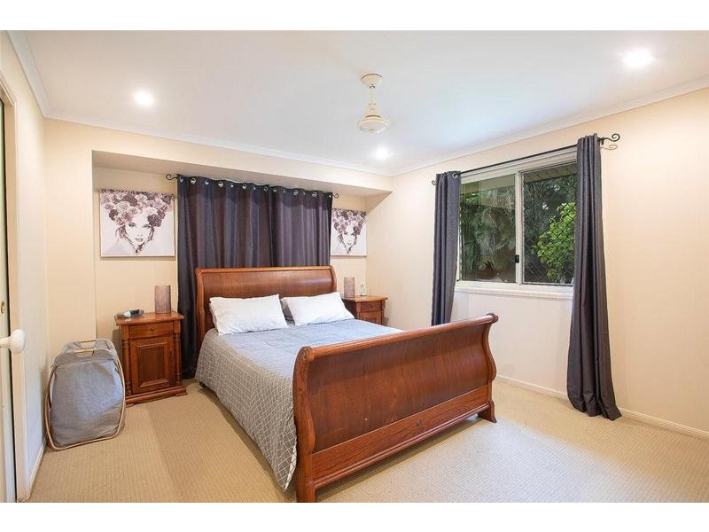 19 Kinghorn Street, Eimeo QLD 4740