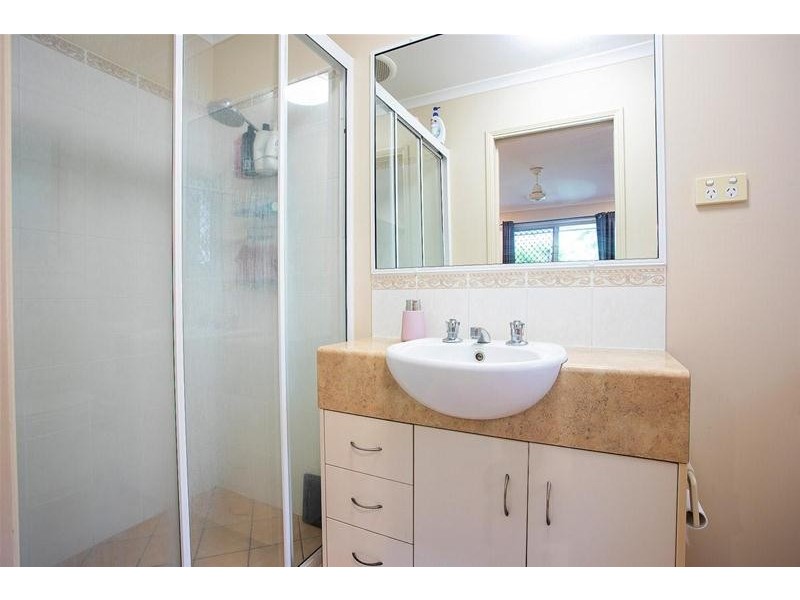 19 Kinghorn Street, Eimeo QLD 4740