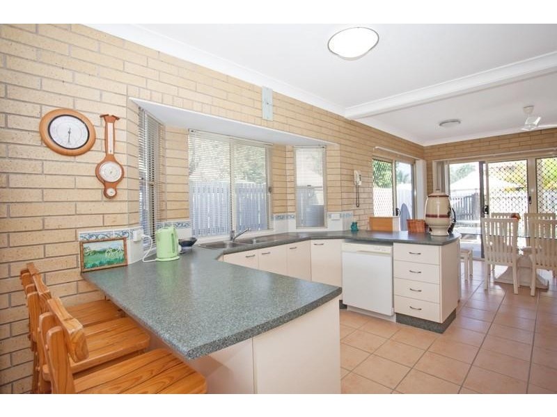 1/43 Owen Jenkins Drive, Sarina Beach QLD 4737