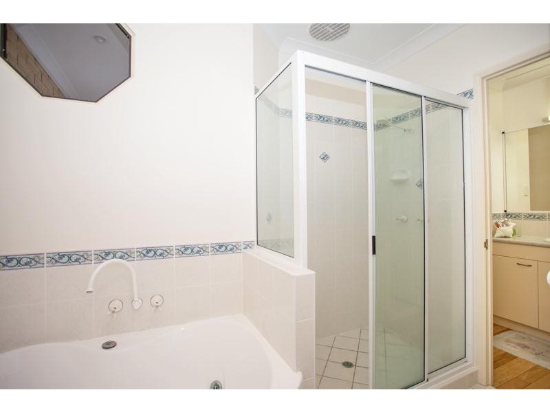 1/43 Owen Jenkins Drive, Sarina Beach QLD 4737