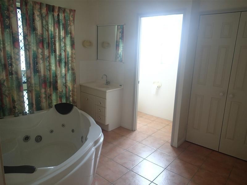 37 Cooper Avenue, Campwin Beach QLD 4737