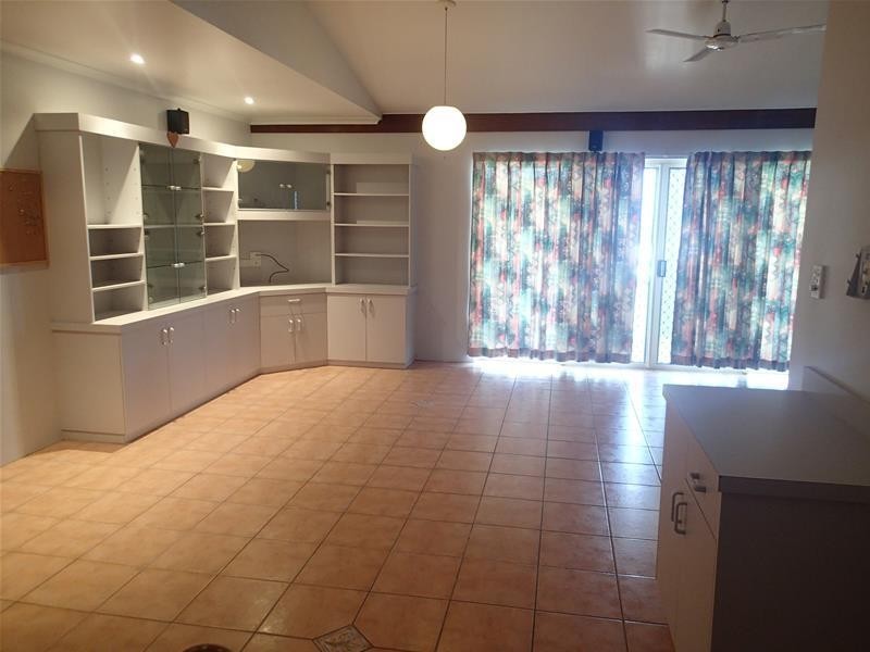 37 Cooper Avenue, Campwin Beach QLD 4737