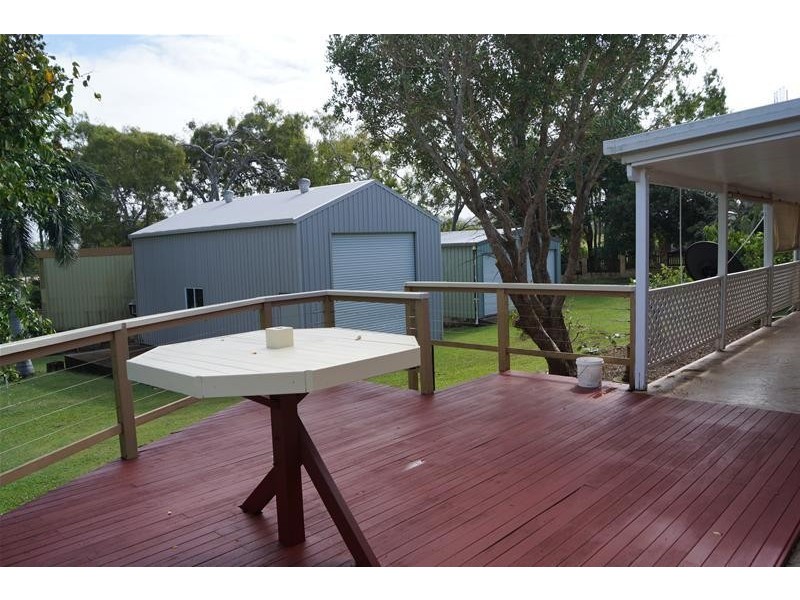 42 Cooper Avenue, Campwin Beach QLD 4737