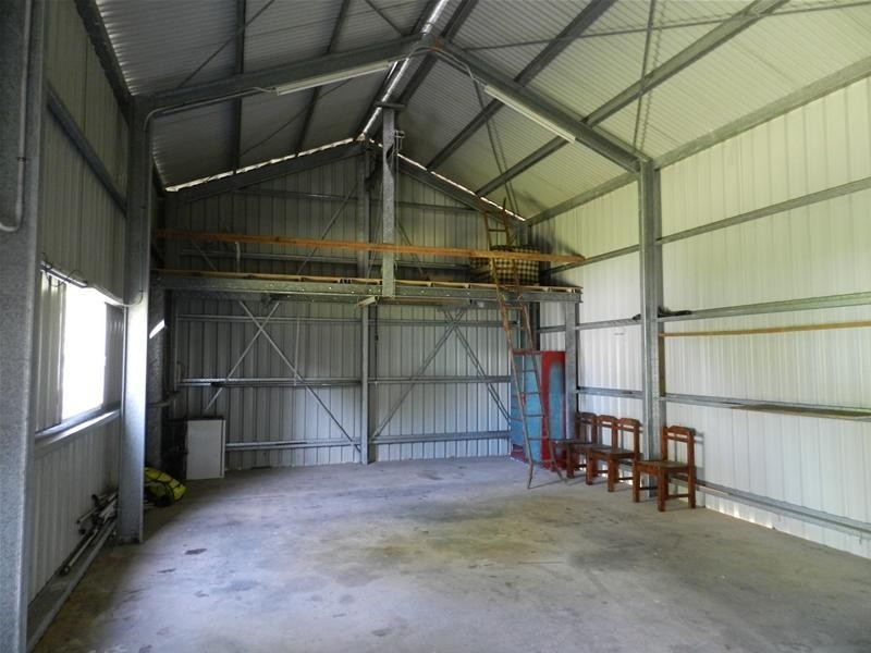 42 Cooper Avenue, Campwin Beach QLD 4737