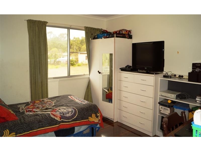 34 Kathleen Street, Sarina QLD 4737