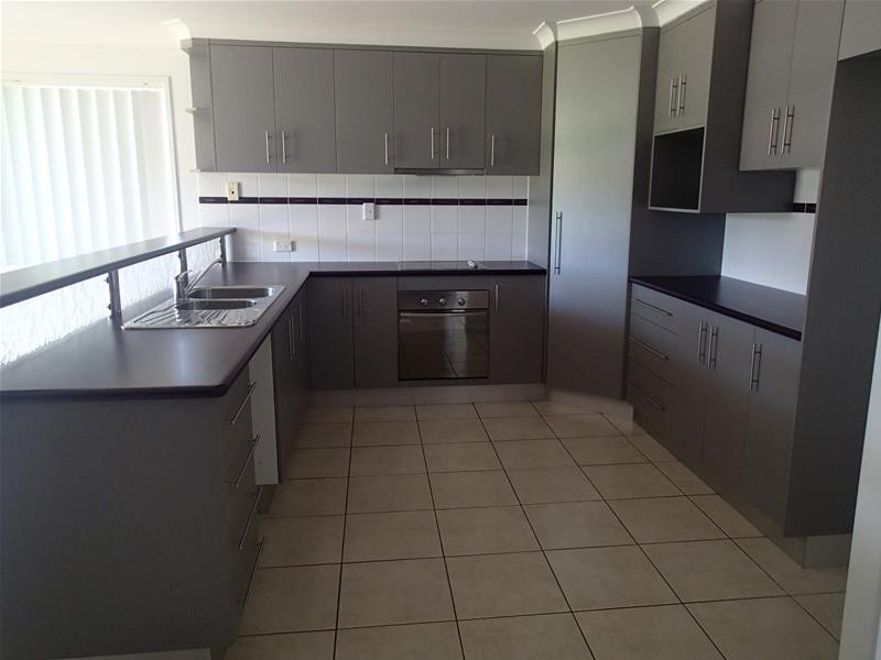 20 Swan Street, Armstrong Beach QLD 4737