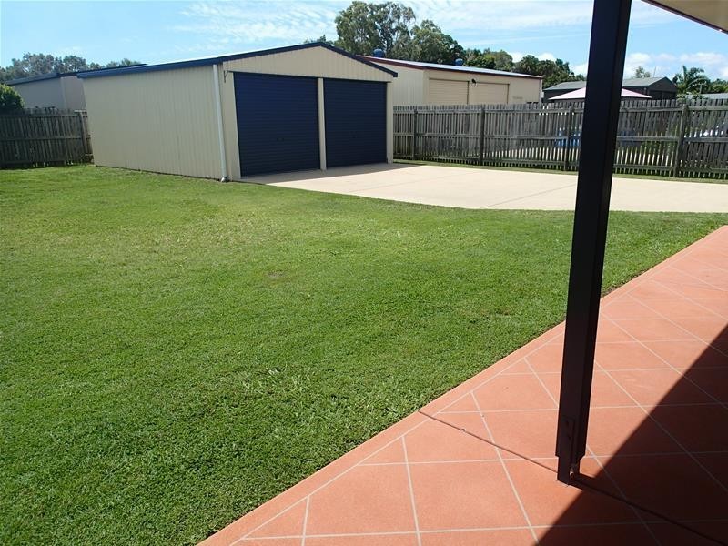 20 Swan Street, Armstrong Beach QLD 4737