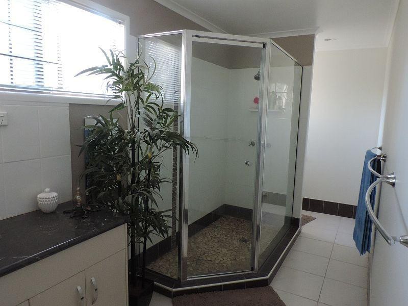 290 Middle Creek Road, Sarina QLD 4737