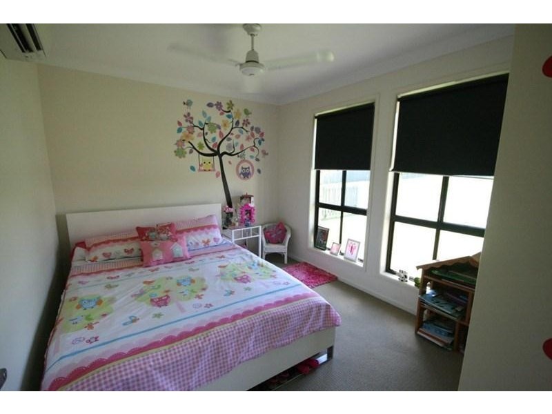 17 Pacific Avenue, Sarina QLD 4737