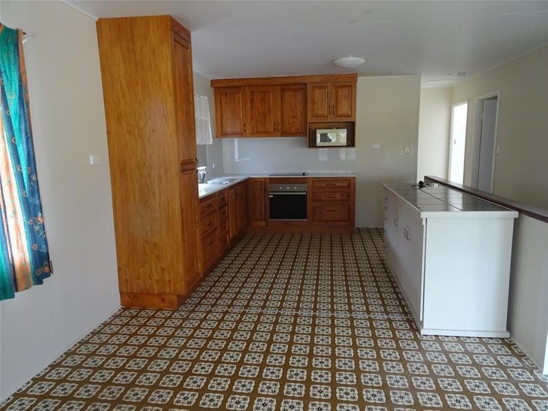 74 The Esplanade, Grasstree Beach QLD 4740