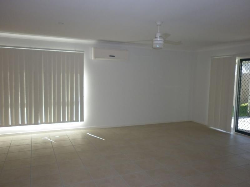 16 Helmsman Drive, Bucasia QLD 4750