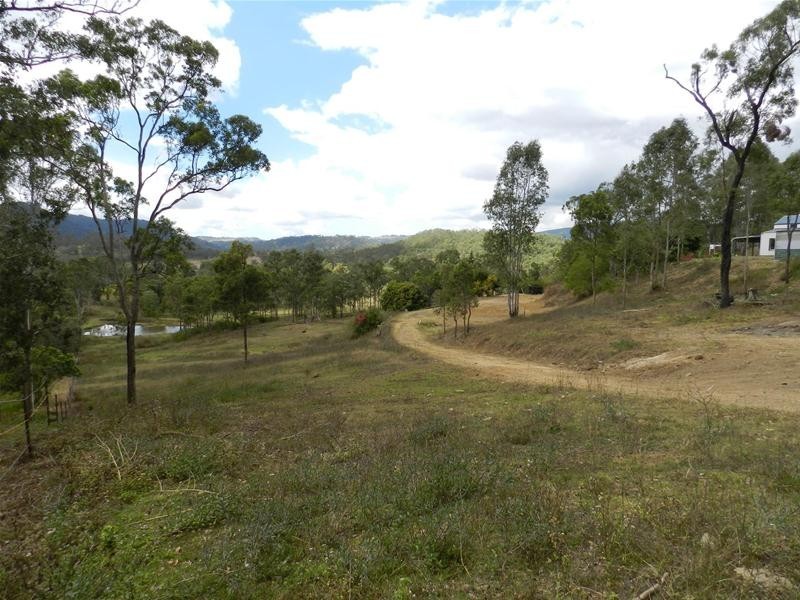 83 Lawrie Road, Sarina Range QLD 4737