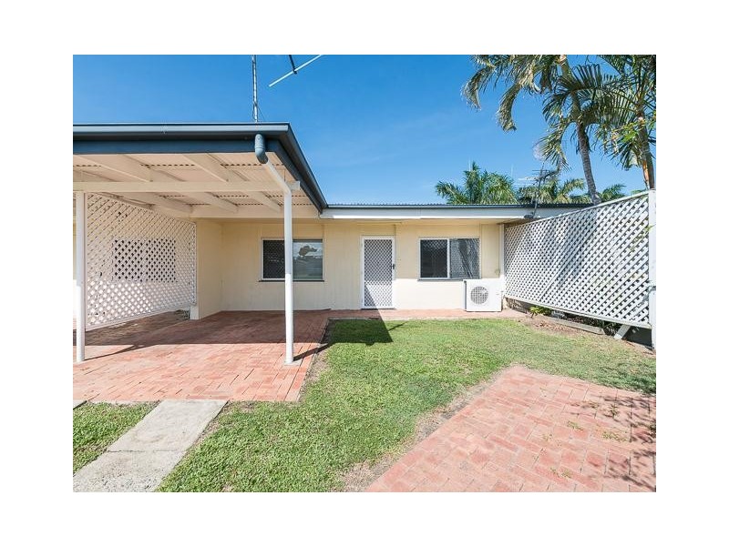 2/4 Graves Street, North Mackay QLD 4740