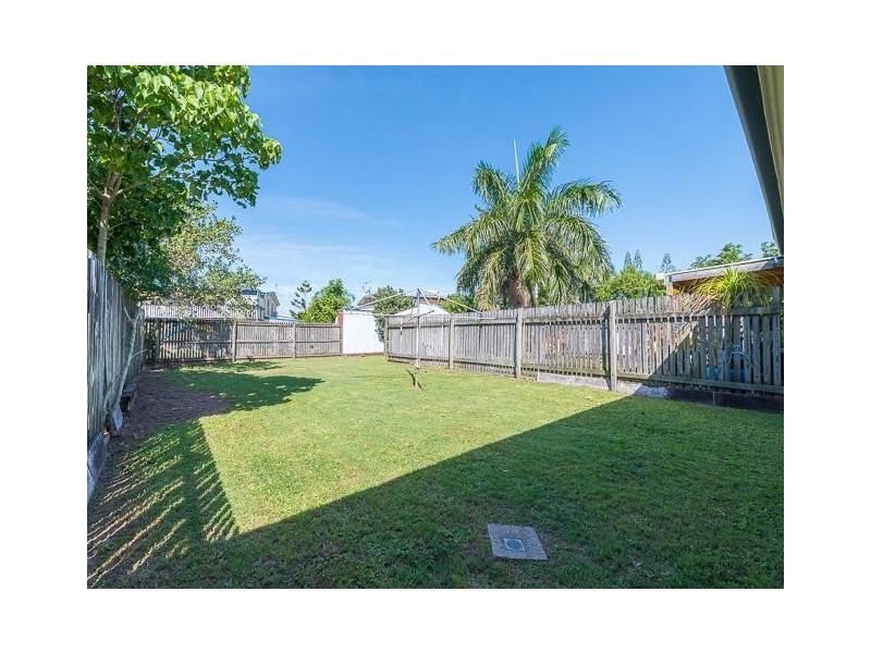 2/4 Graves Street, North Mackay QLD 4740