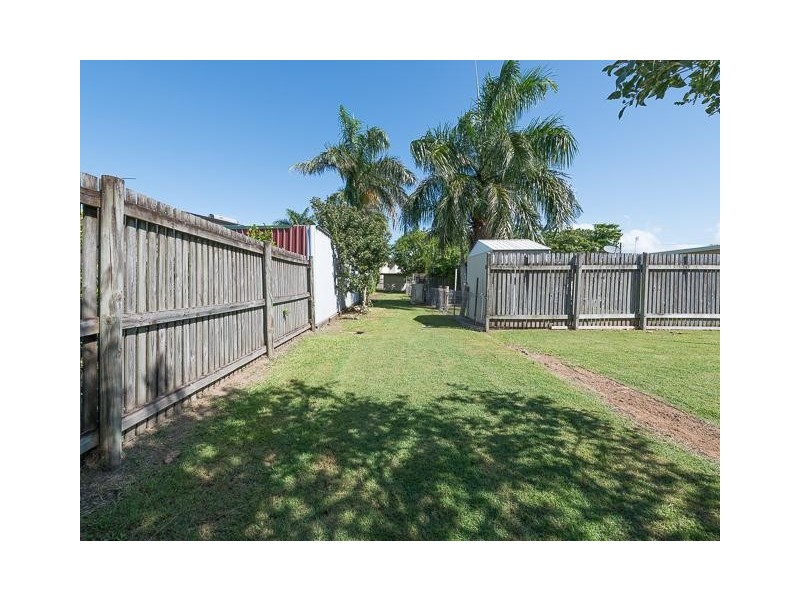 2/4 Graves Street, North Mackay QLD 4740