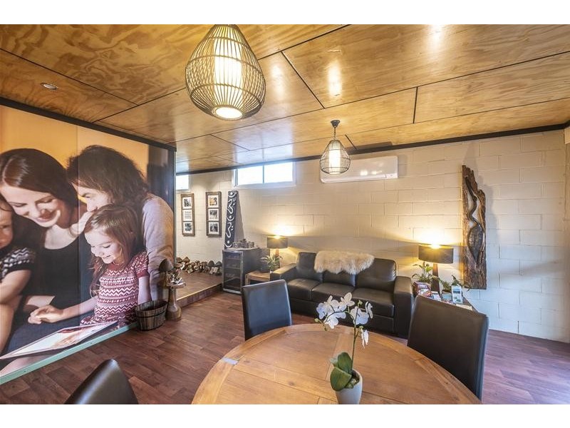 13 Anzac Parade, Finch Hatton QLD 4756