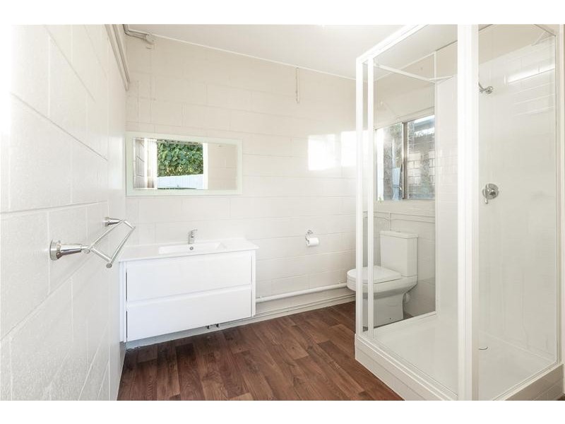 13 Anzac Parade, Finch Hatton QLD 4756