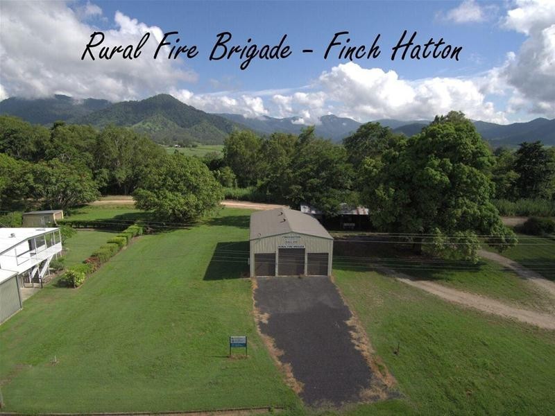 13 Anzac Parade, Finch Hatton QLD 4756