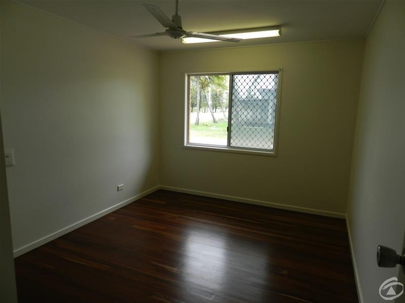 32 The Esplanade, Grasstree Beach QLD 4740