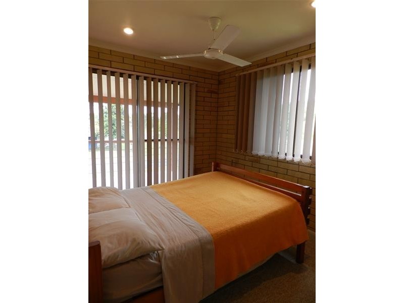 111 Zelma Street, Grasstree Beach QLD 4740