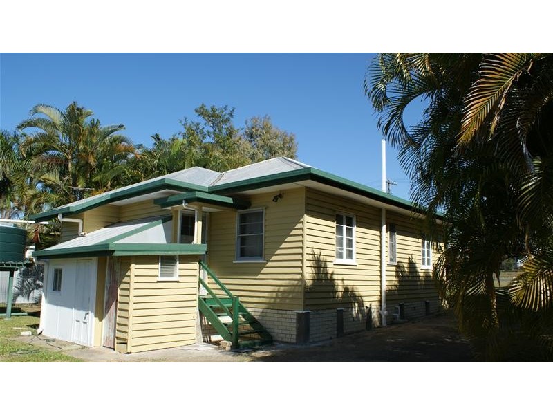 22 Atherton Street, Sarina QLD 4737