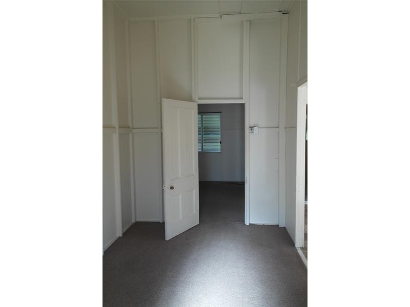 6 Anzac Street, Sarina QLD 4737