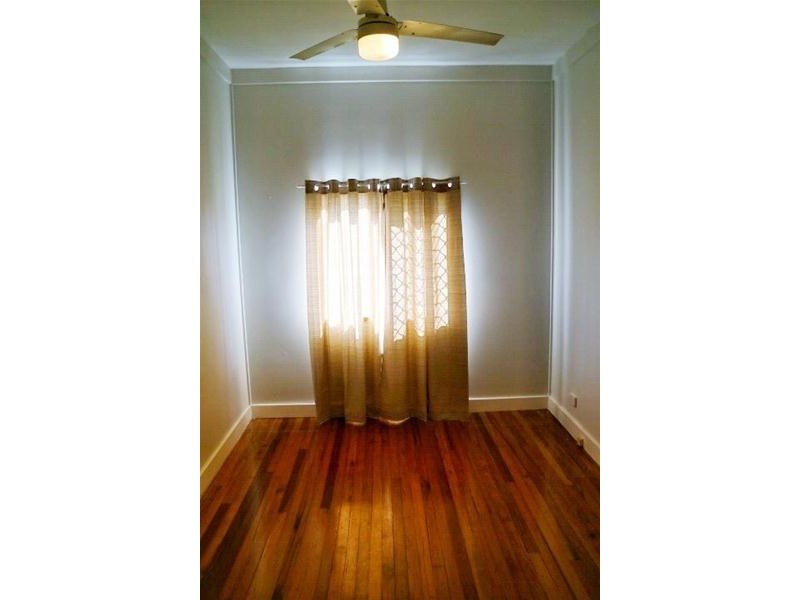 6 Jackson Street, Sarina QLD 4737