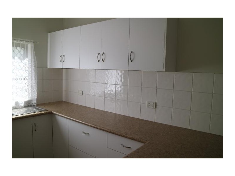 6 Jackson Street, Sarina QLD 4737