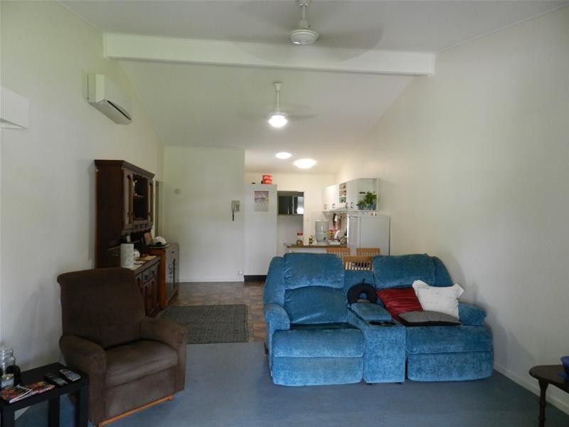 1/13 Michael Avenue, Sarina QLD 4737