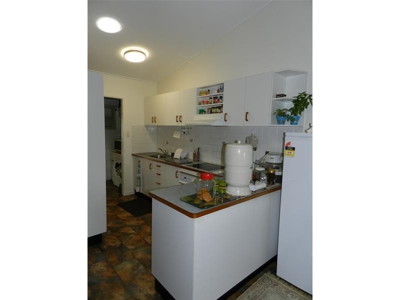 1/13 Michael Avenue, Sarina QLD 4737