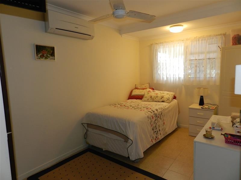 1/13 Michael Avenue, Sarina QLD 4737