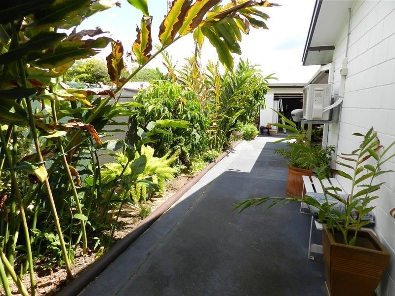 1/13 Michael Avenue, Sarina QLD 4737