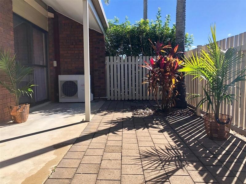 2/4 Baur Street, North Mackay QLD 4740