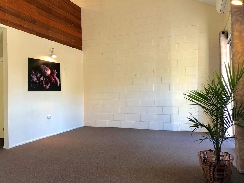 2/4 Baur Street, North Mackay QLD 4740