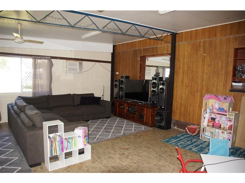 23 Anzac Street, Sarina QLD 4737