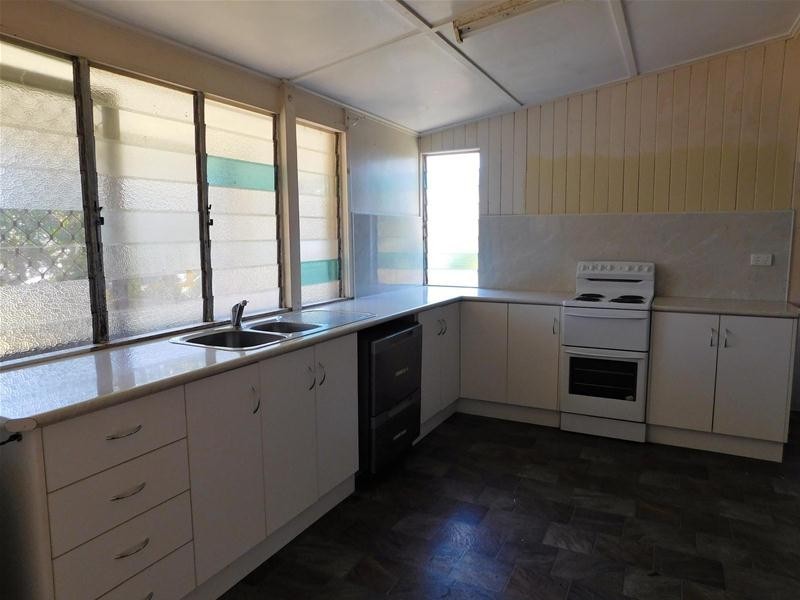 6 Breen Street, Sarina QLD 4737