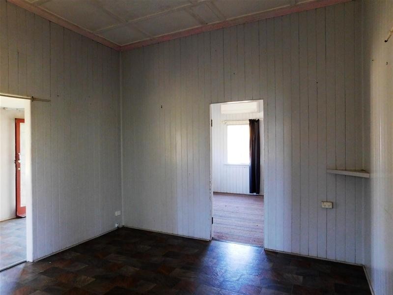 6 Breen Street, Sarina QLD 4737