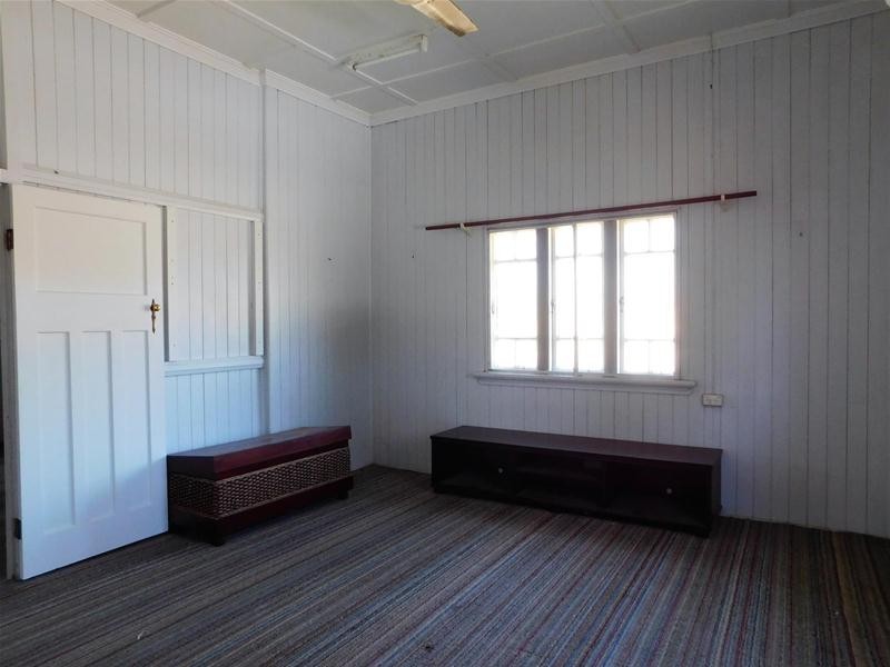 6 Breen Street, Sarina QLD 4737