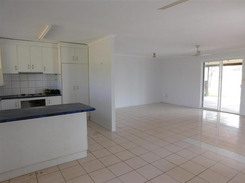 95 Fenech Avenue, Alligator Creek QLD 4740