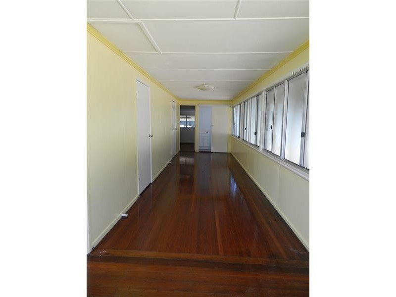 6 Swan Street, Armstrong Beach QLD 4737