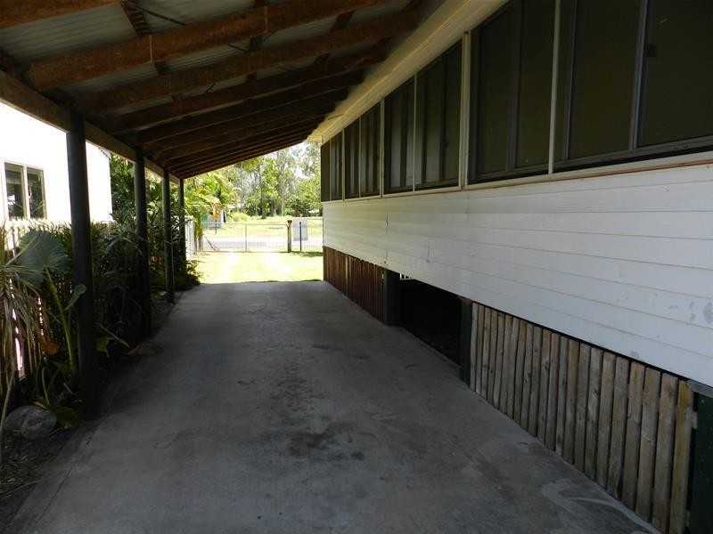 6 Swan Street, Armstrong Beach QLD 4737