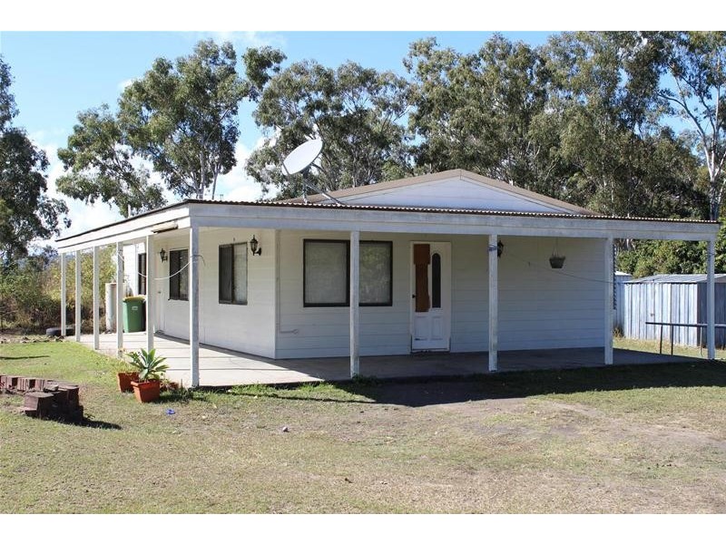 5 Lawrie Road, Sarina Range QLD 4737