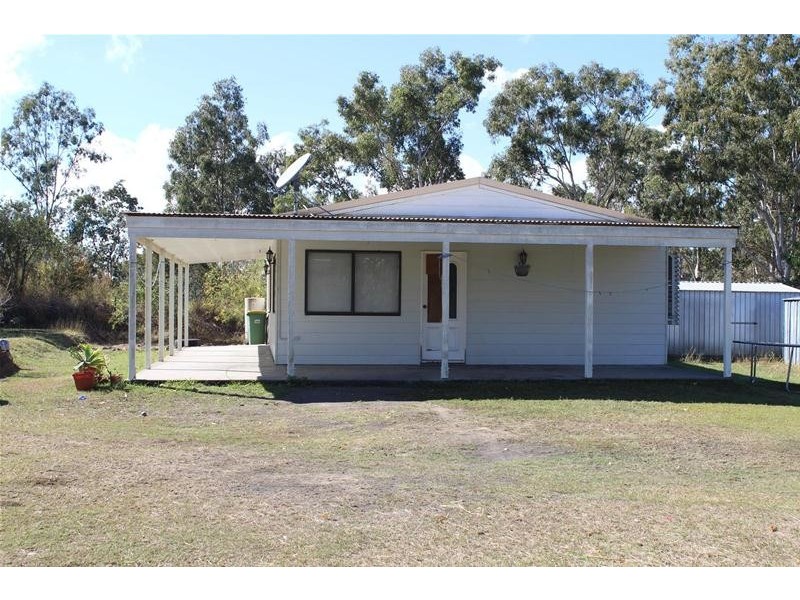 5 Lawrie Road, Sarina Range QLD 4737