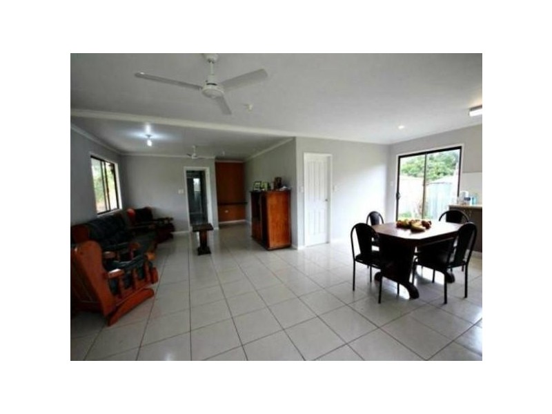 5 Lawrie Road, Sarina Range QLD 4737