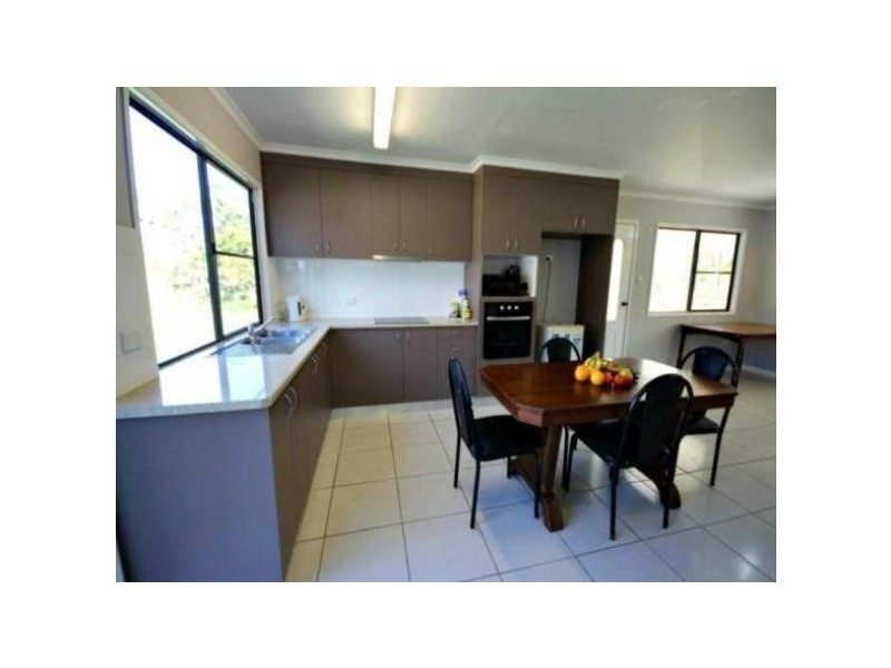 5 Lawrie Road, Sarina Range QLD 4737