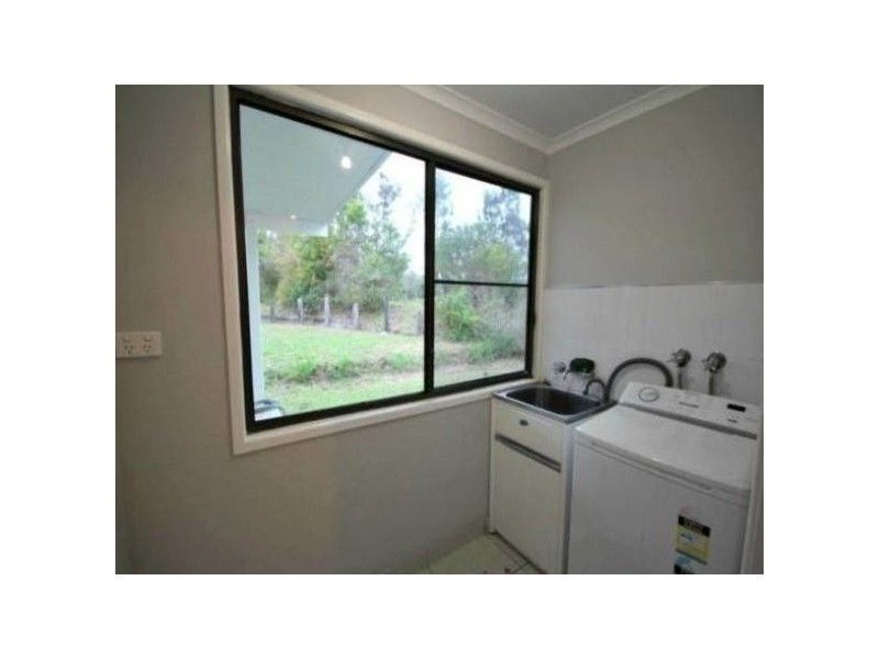 5 Lawrie Road, Sarina Range QLD 4737