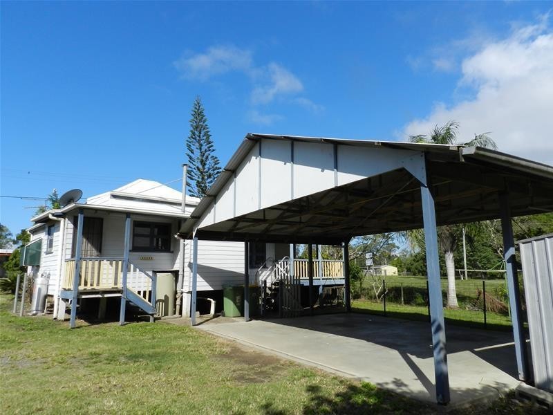 1 Innes Street, Sarina QLD 4737